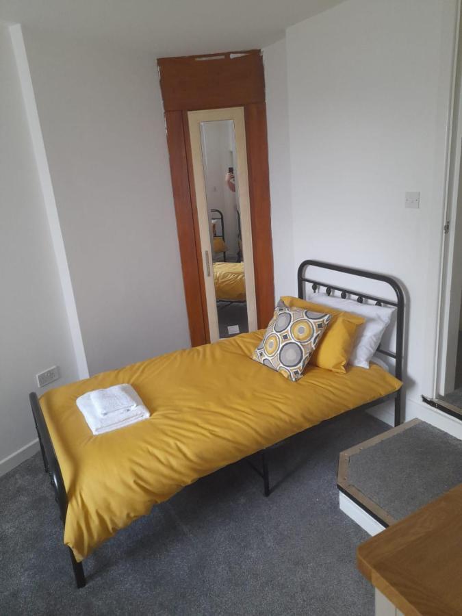 Апартаменти Flat 4 Corner House Донкастер Екстер'єр фото